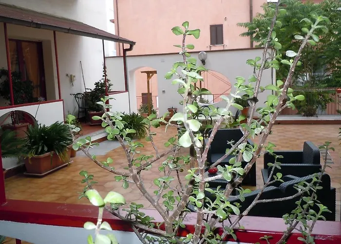 La Crisalide Φόρμια